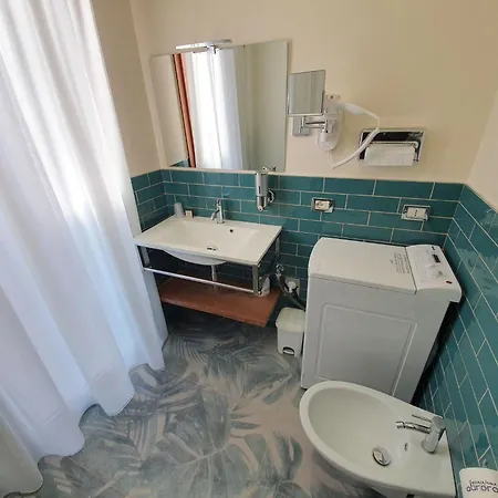 Deluxe Mit Privatem Balkon By Interhome 公寓