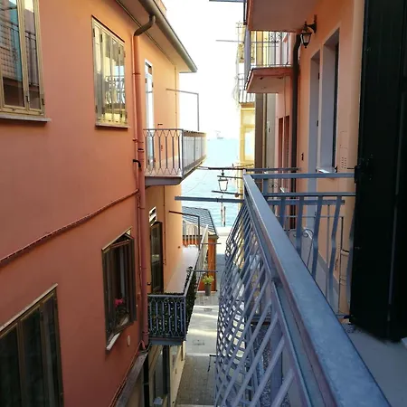 Deluxe Mit Privatem Balkon By Interhome 公寓